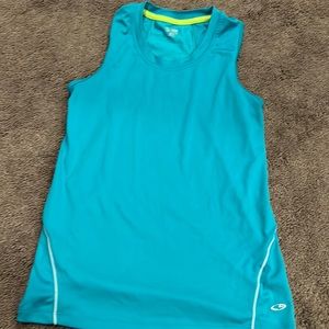 Champion xs top